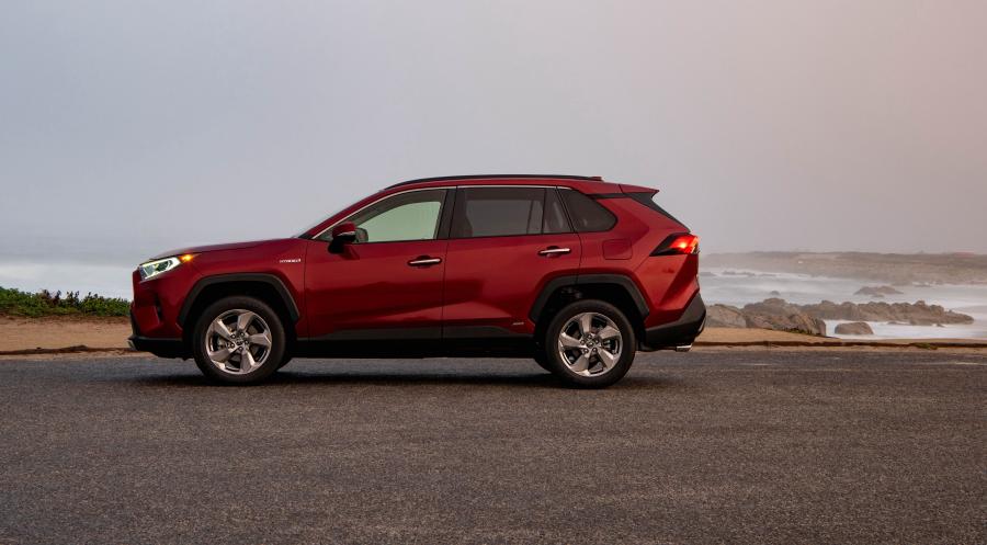  Toyota RAV4 Limited Hybrid 2018 года  (NA) (фото 2 из 40)